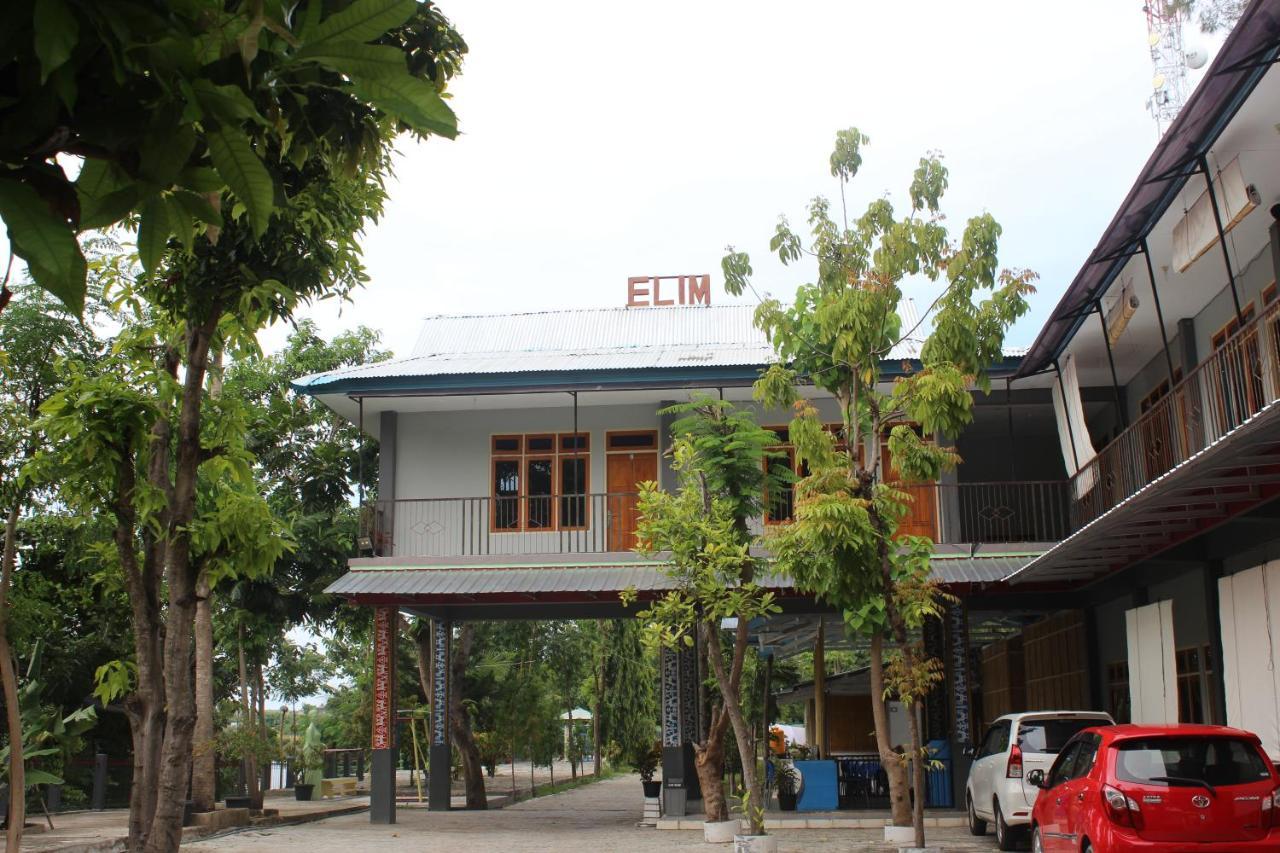 Pondok Wisata Dan Restoran Elim Waingapu Exterior photo