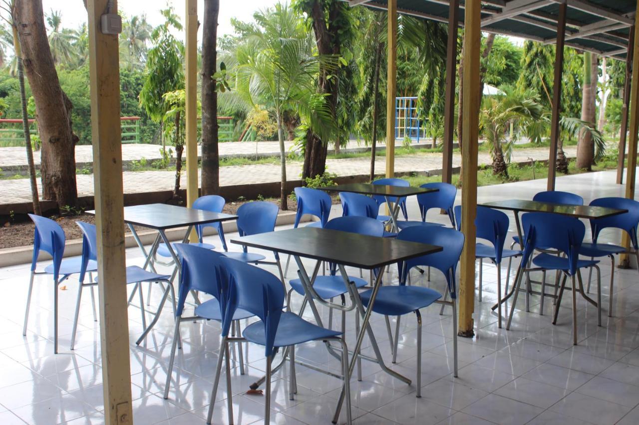 Pondok Wisata Dan Restoran Elim Waingapu Exterior photo